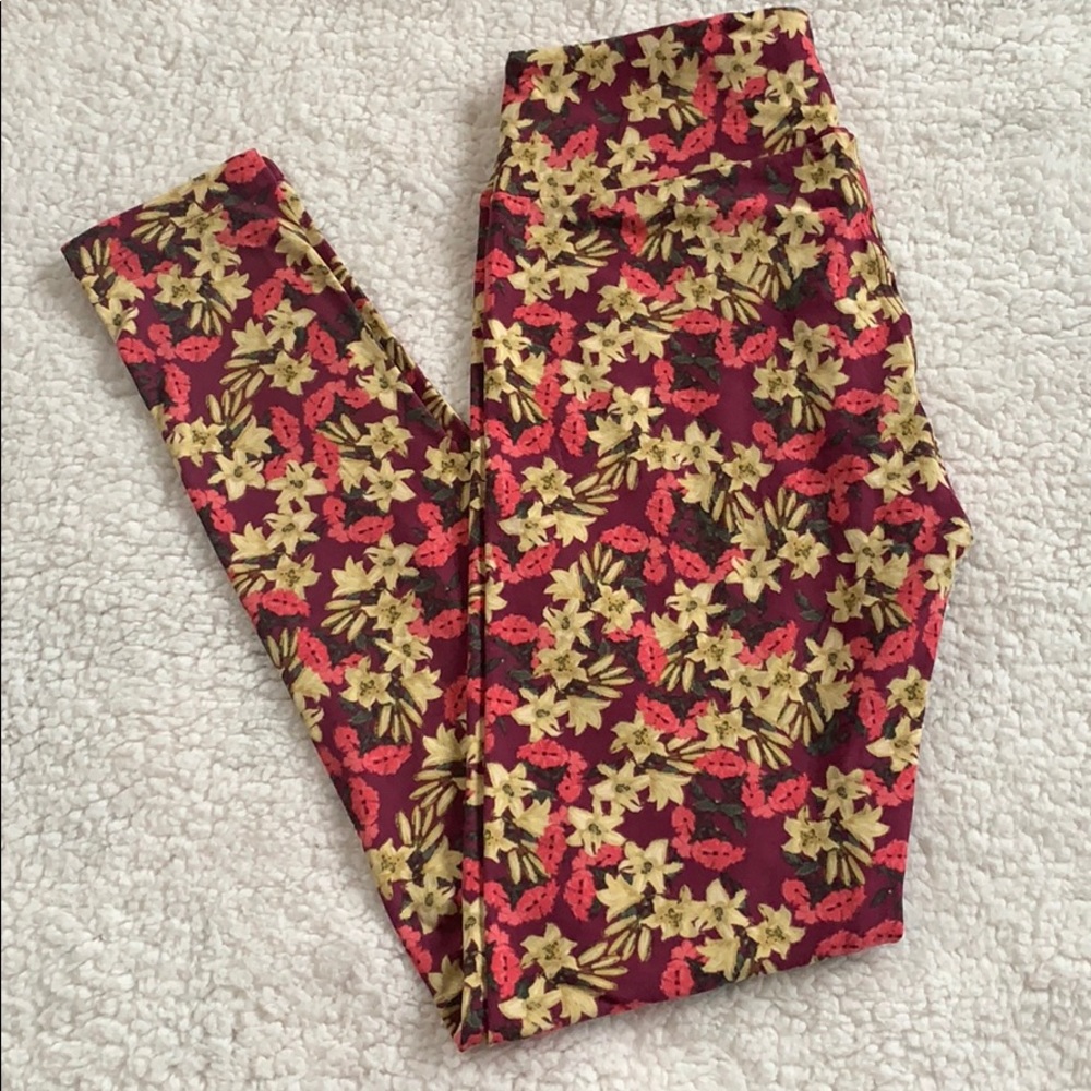 Lularoe ones size leggings (2-10)